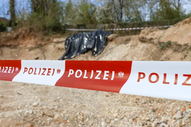 Auf einer Baustelle in der Welser Vogelweide wurden menschliche Überreste gefunden.
