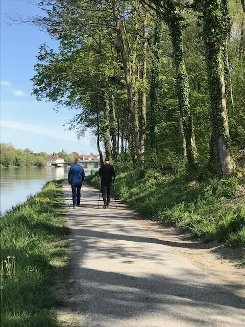 Die gemeinsame Wanderung führt von der Schiffsanlegestelle durch die Umgebung von Schärding und endet beim Pilgerrastplatz, wo eine kleine Jause zum gemütlichen Ausklang bereitsteht.  | Foto: Stadtgemeinde Schärding