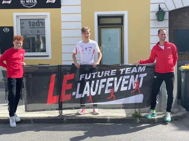 Immer dabei - Werbung für das Heimevent im September und Betreuer Richi