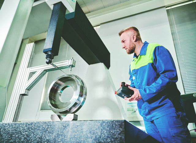 In Österreich zählt die voestalpine zu den wichtigsten Produzenten für die Luftfahrtindustrie.  | Foto: Voestalpine/Andreas Jakwerth