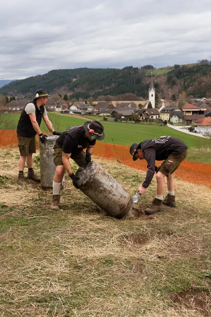 Hoch über Zweikirchen wird geschossen. | Foto: SquadTwenty GmbH
