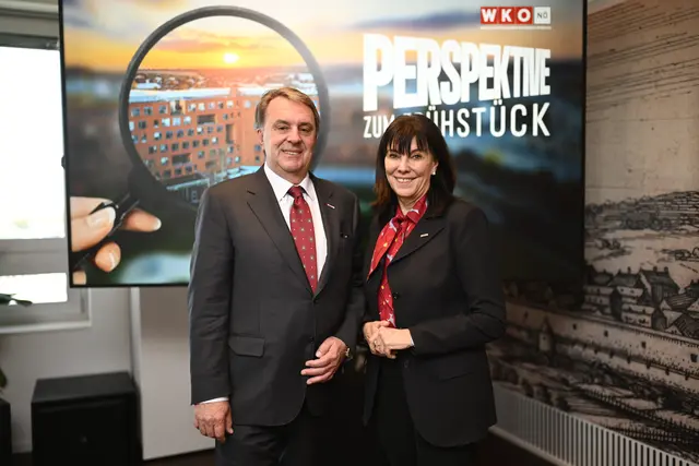 WKNÖ-Präsident Wolfgang Ecker und WKÖ-Präsidentin Martha Schultz. | Foto: Imre Antal