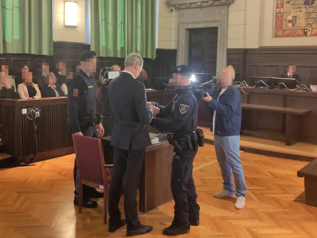 Ein Schwurgericht muss entscheiden, ob der Angeklagte schuldig ist. | Foto: Katharina Schrefl