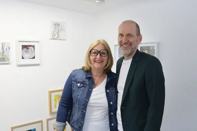 Elisabeth Schranz und Künstler Martin Traxl. | Foto: Elisabeth Zangerl
