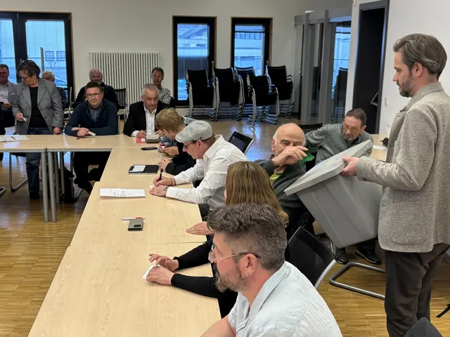 Die Wahl fand in geheimer Abstimmung statt. | Foto: MeinBezirk/Günther Reichel