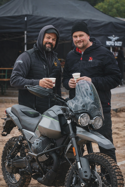 Das Vater-Sohn-Gespann bestehend aus Siegfried und Jan siedelt sich mit ihrer Zweirad-Garage in Gleisdorf an. | Foto: Siegis Garage
