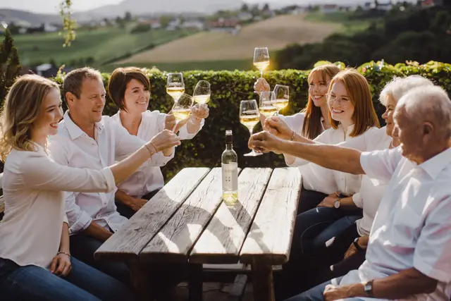 GenussLaden feiert Neugestaltung mit Verkostungstagen