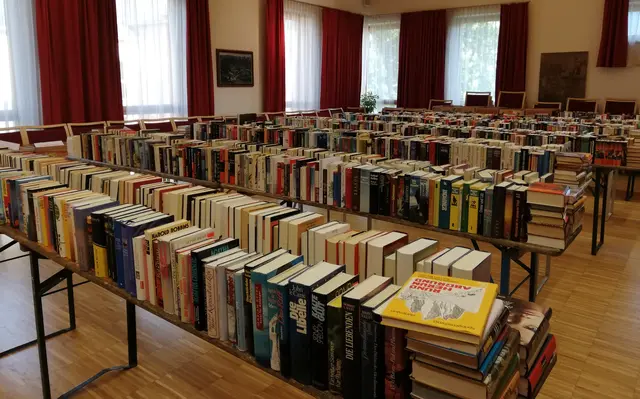 Bücherbasar im Gemeindeamt Roßleithen