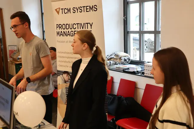 Jeder Stand wartete mit großem Fachwissen auf | Foto: Gerhard Langmann