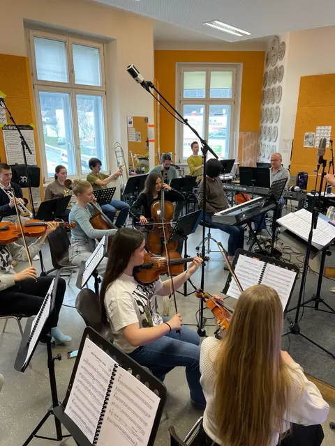 Die Musikschüler proben fleißig für ihren großen Auftritt. | Foto: Günther Fiala