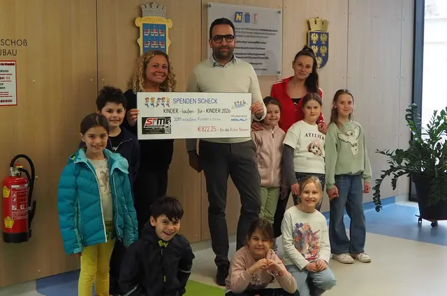 Volksschüler erliefen für die Clowndoctors 822,25 Euro