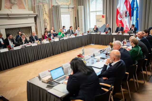 Die Länderfinanzreferentinnen und -referenten tagten in Innsbruck, dabei standen vor allem Themen wie Bundesbudget und Budgetkonsolidierung im Vordergrund. | Foto: Land Tirol/Fitsch