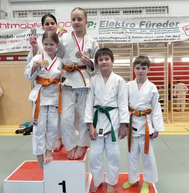 JCW mit starken Leistungen bei intern. Turnier