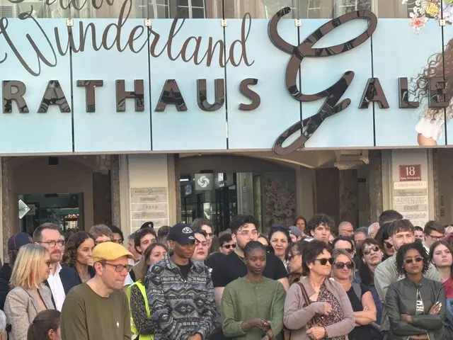 Kundgebung für Victoria und Joseph Oshakuade. | Foto: MeinBezirk Innsbruck