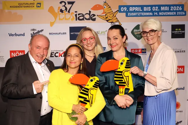 Der Spaßvogel landete gleich zum Auftakt