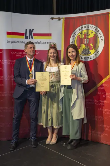 Obst-Auszeichnungen auch für Gerald und Johanna Zotter. | Foto: Zotter