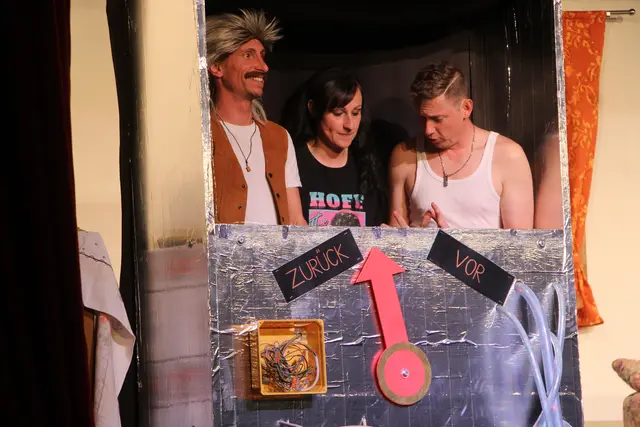 Mit der Zeitmaschine ging es rund 40 Jahre in die Vergangenheit zurück. | Foto: Josef Hofmüller