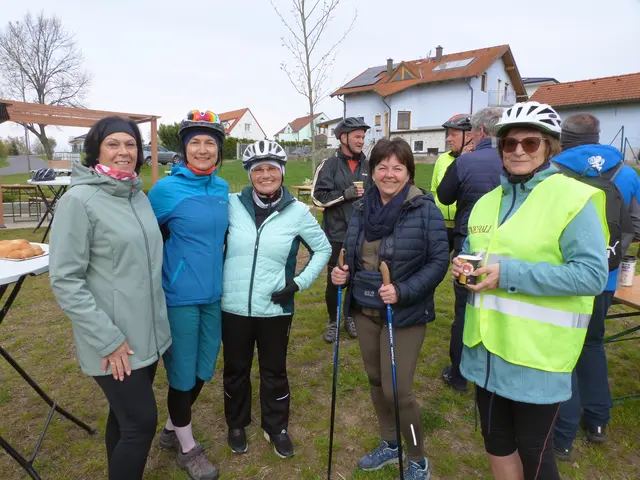 Die Damen bereiteten sich auf einen sportlichen Vormittag vor.  | Foto: Vanessa Wittmann