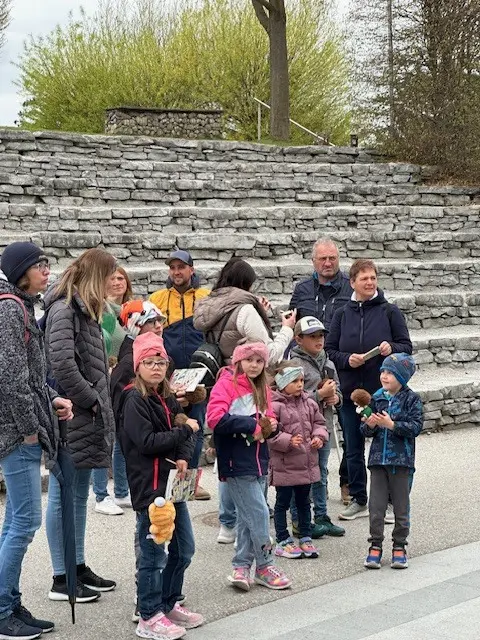 Erste Besucher in der Gartenarena.
