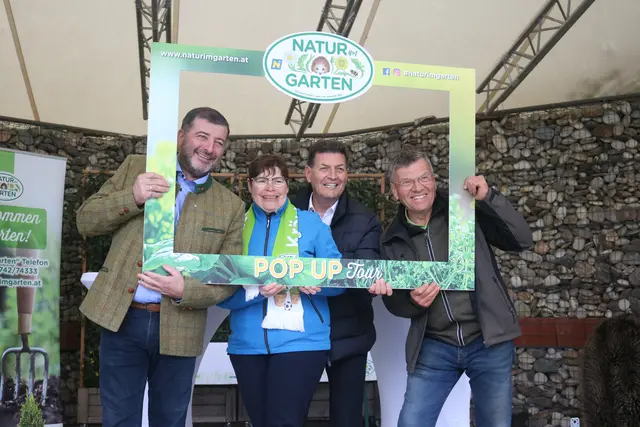 „Natur im Garten“-Tour startete in den Erlebnisgärten