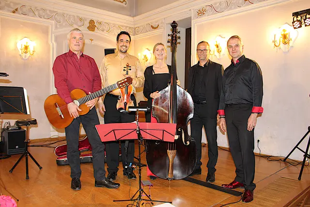 Tangoabend lockte in den Barocken Stadtsaal