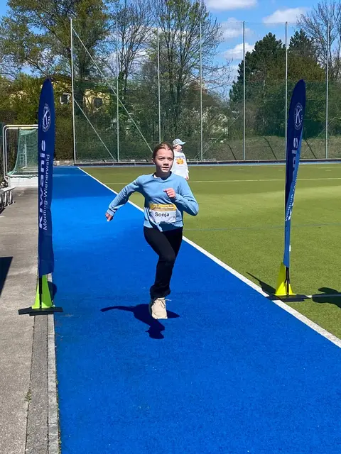 Der ideale Rahmen war der Schulsportplatz in Mödling | Foto: Kiwanis Club Mödling-Wienerwald