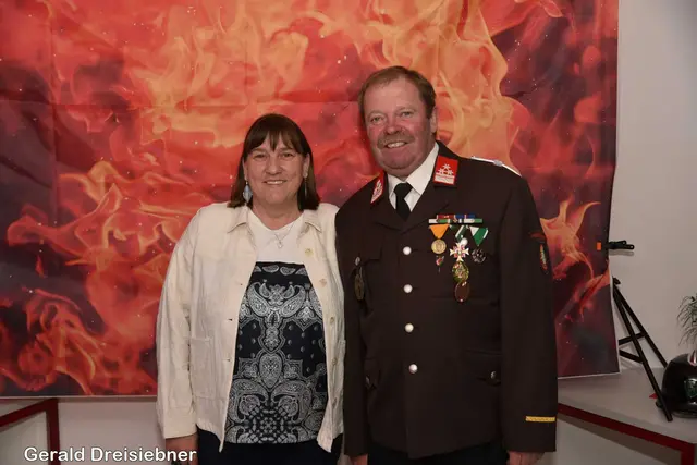Manuela und Manfred Dunkl standen beim Eingang.  | Foto: Gerald Dreisieber