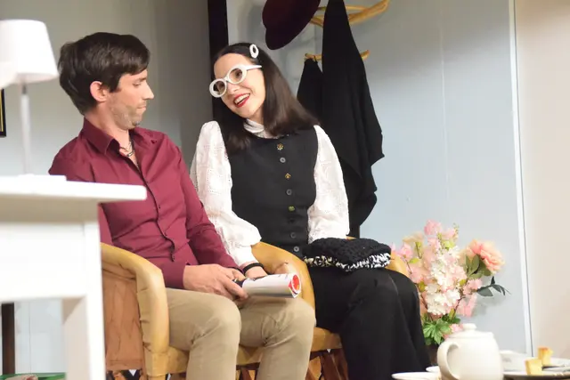 Sind nicht auf einer Wellenlänge: Josef Sedlmaier und Lisa Maria Fasching.  | Foto: MeinBezirk/Elisabeth Kloiber