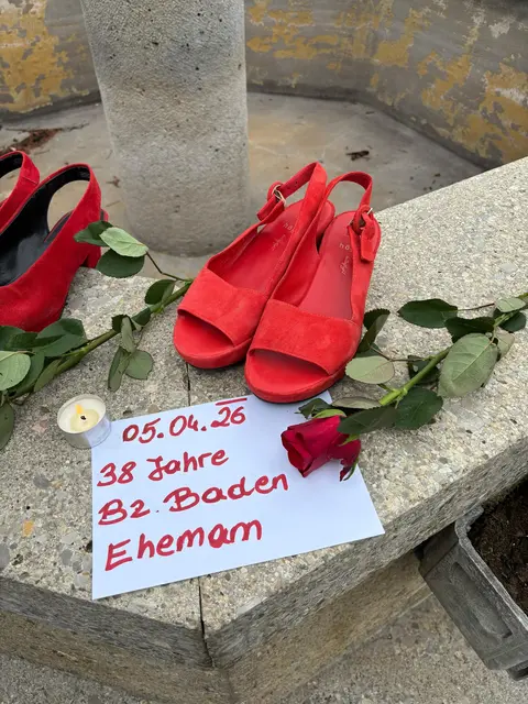 Trauer um in Sooß ermordete Ehefrau. | Foto: Junge Generation