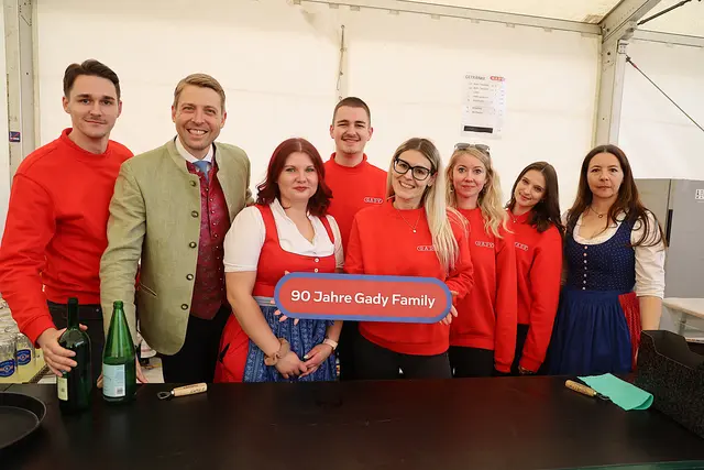 Die Gadyfamilie feierte den 90jährigen Firmenbestand. SCHLEICH | Foto: Johann Schleich