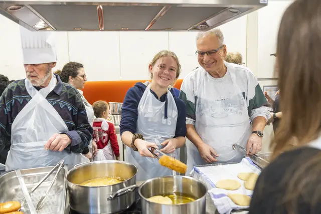 Die „Zeitreise-Küche“ ist ein Projekt des Team Vielfalt der Stadt Salzburg und hat sich seit ihrem Start als erfolgreiches und beliebtes Format etabliert | Foto: Stadt Salzburg/Wildbild/Rohrer
