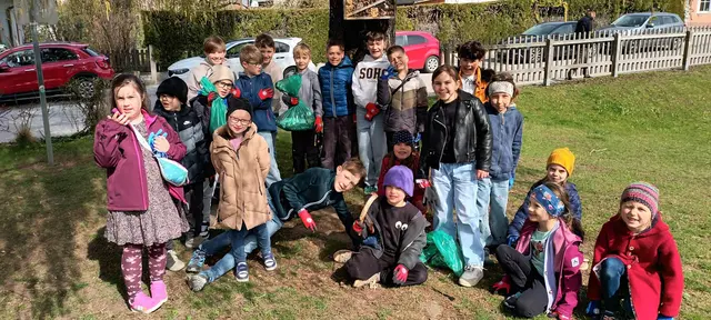 Die Volksschule Kirchdorf räumt auf