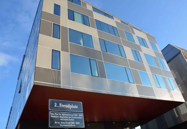 Sigmund Freud PrivatUniversität prüft Optionen, Kolland für Ansiedlung