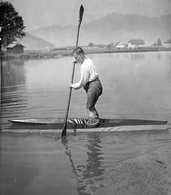 Die Ausstellung „Der Traum vom Gehen übers Wasser“ in Leoben dokumentiert die Historie des Skijaksports. | Foto: PEDES