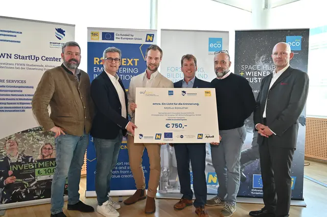 Kategorie: FH Innovationspreis
v.l. Axel Schneeberger (GF FHWN), GR Wolfgang Horvath, Markus Bareuther, Rainer Gotsbacher (ecoplus Technopolmanager), Thomas Wally (FHWN), Claus Zeppelzauer (ecoplus Prokurist) | Foto: Sonja Pohl