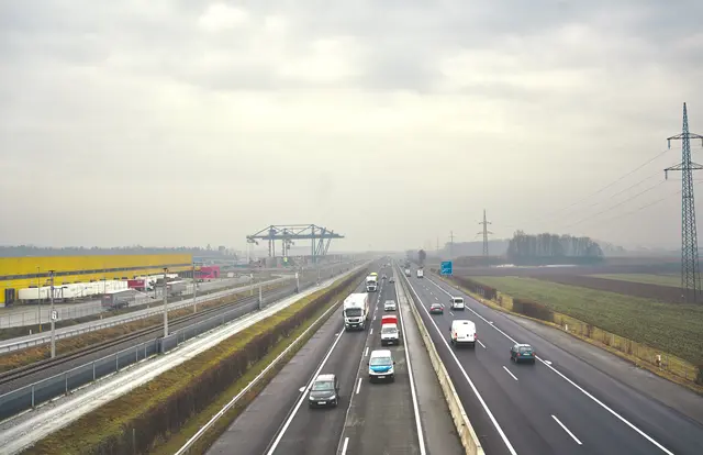 Die A9 zählt zu den meistbefahrenen Straßen des Landes. Der Ausbau könnte bereits 2031 starten.  | Foto: MeinBezirk