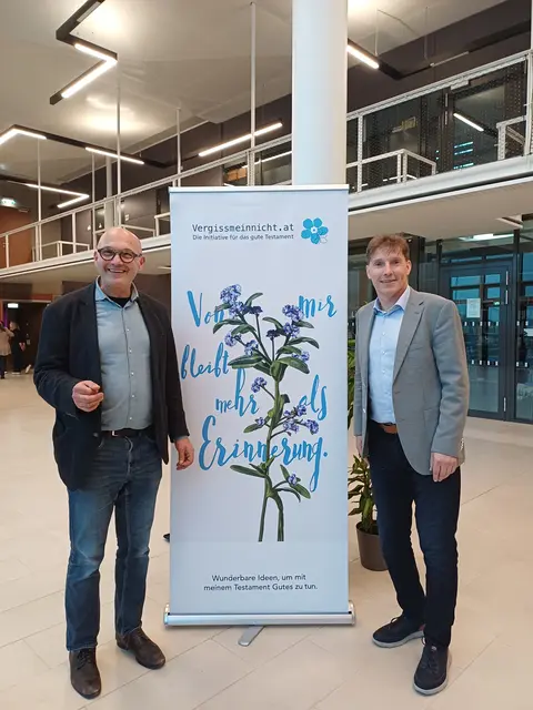Markus Aichelburg (Vergissmeinnicht) und Notar Thomas Prets luden zum kostenlosen Erbrechts-Infoabend ein.  | Foto: VGMN