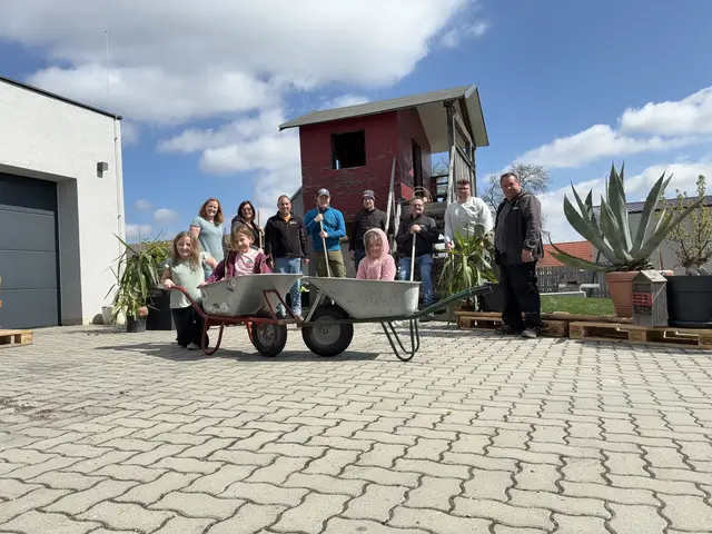 Die Wölblinger Sandkisten sind nun wieder prall gefüllt. | Foto: VP Wölbling