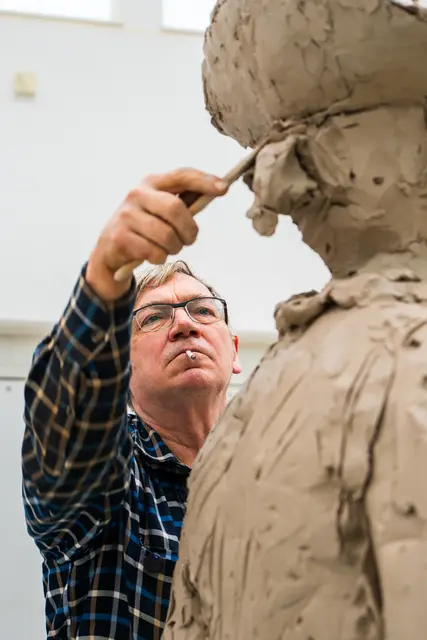 Künstler Stephan Balkenhol | Foto: Stephan Balkenhol/Wien 2026/Noah Kronreif