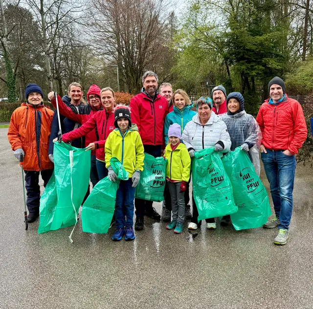 Flurreingung von Naturfreunden und SPÖ Vöcklabruck