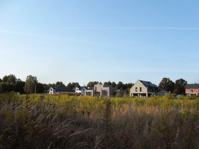 Am günstigsten ist der Bauland laut aktuellem Immobilienpreisspiegel im Bezirk Hartberg-Fürstenfeld, gefolgt von der Südoststeiermark und Murau. | Foto: Arkadiusz Gąsiorowski / Unsplash