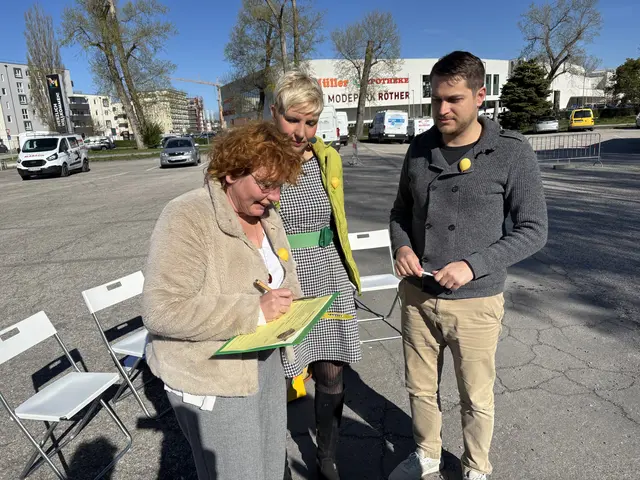 Selina Prünster, Katharina Fruhmann und Michael Diller-Hnelozub. | Foto: Zezula
