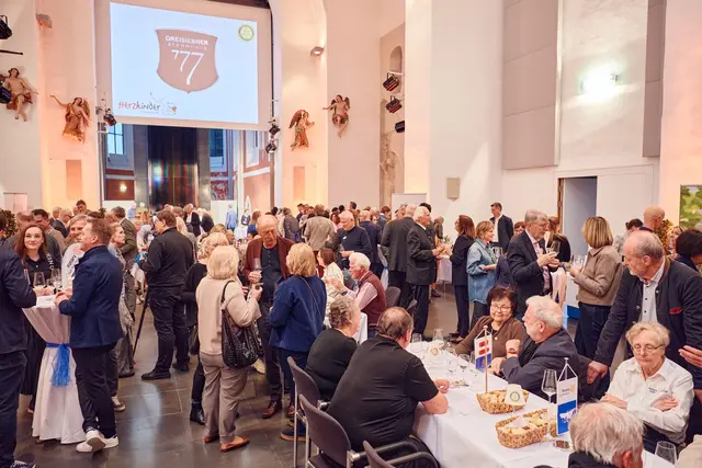 Das traditionelle Rotary-Weinfest fand auch heuer wieder im Minoritenkloster statt. | Foto: Mathias Lauringer