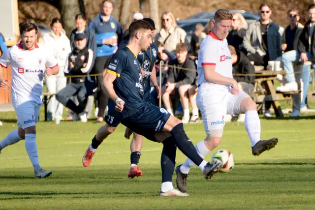 Der SV Haslach erkämpfte sich mit einem späten Ausgleichstor einen Punkt.  | Foto: Reinhold Prem