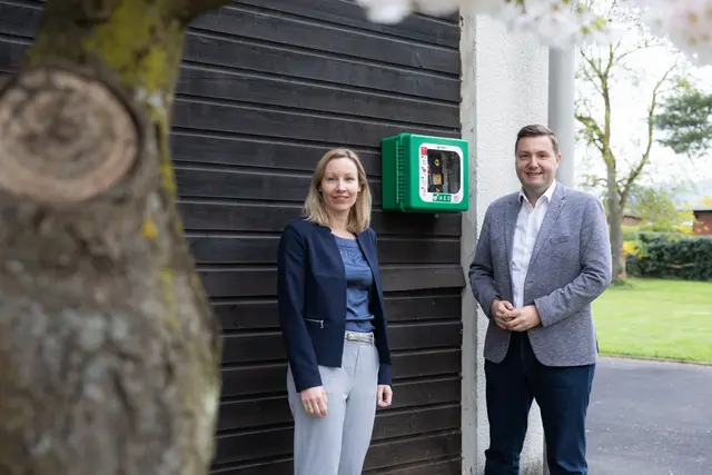 Neuer Defi am Donaudamm installiert