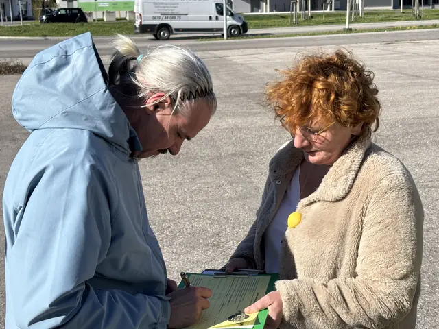 Die ersten Unterschriften. | Foto: Zezula