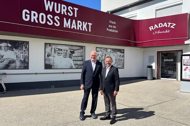 Bezirksvorsteher Bischof besucht Traditionsbetrieb Radatz in Liesing