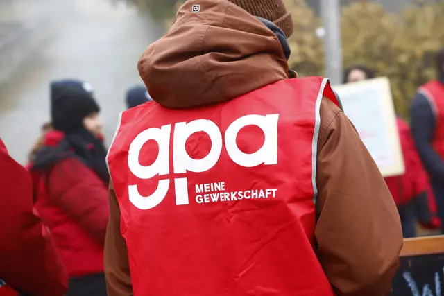 Die Gewerkschaft GPA kritisiert die erneute Debatte um eine Sonntagsöffnung im Zuge des ESC in Wien scharf. | Foto: APA-Images / APA / ERWIN SCHERIAU