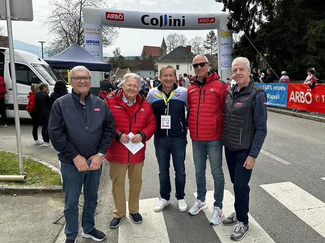 Die Ehrengäste Klaus Aichberger, Harald Maier, Herbert Hösele, Gerald Pototschnig, Gerhard Widmann. | Foto: Peter Maurer