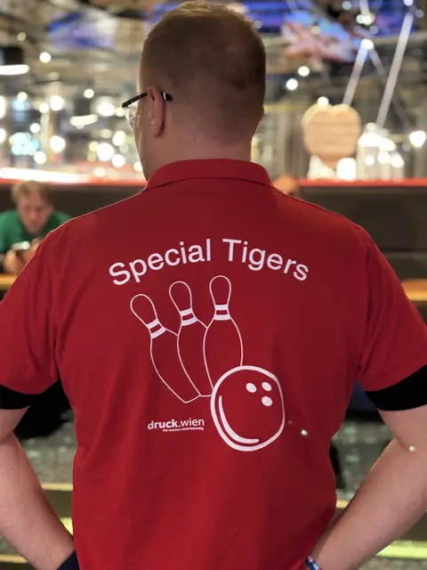 Damit sich jeder auskennt, haben die Special Tigers ein fesches Logo auf ihren Vereinsleiberln. | Foto: Mathias Kautzky/MeinBezirk